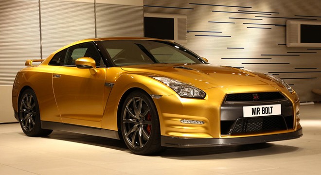 goldGT-R.jpg